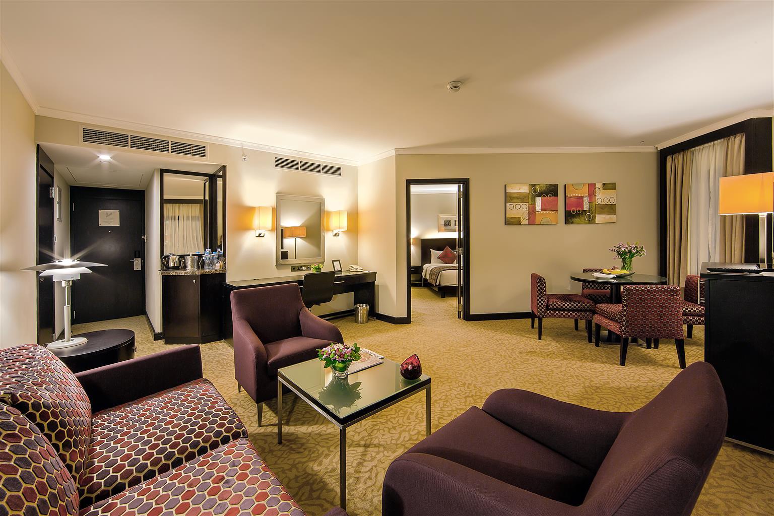 Ramada Plaza By Wyndham Deira Hotel 4*